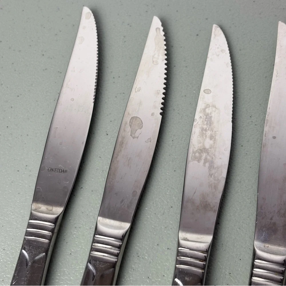 Oneida Lot of 6 Table Dinner Knives Stainless Steel New York